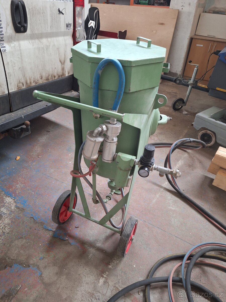 Pískovačka + Dieslový kompresor - 11