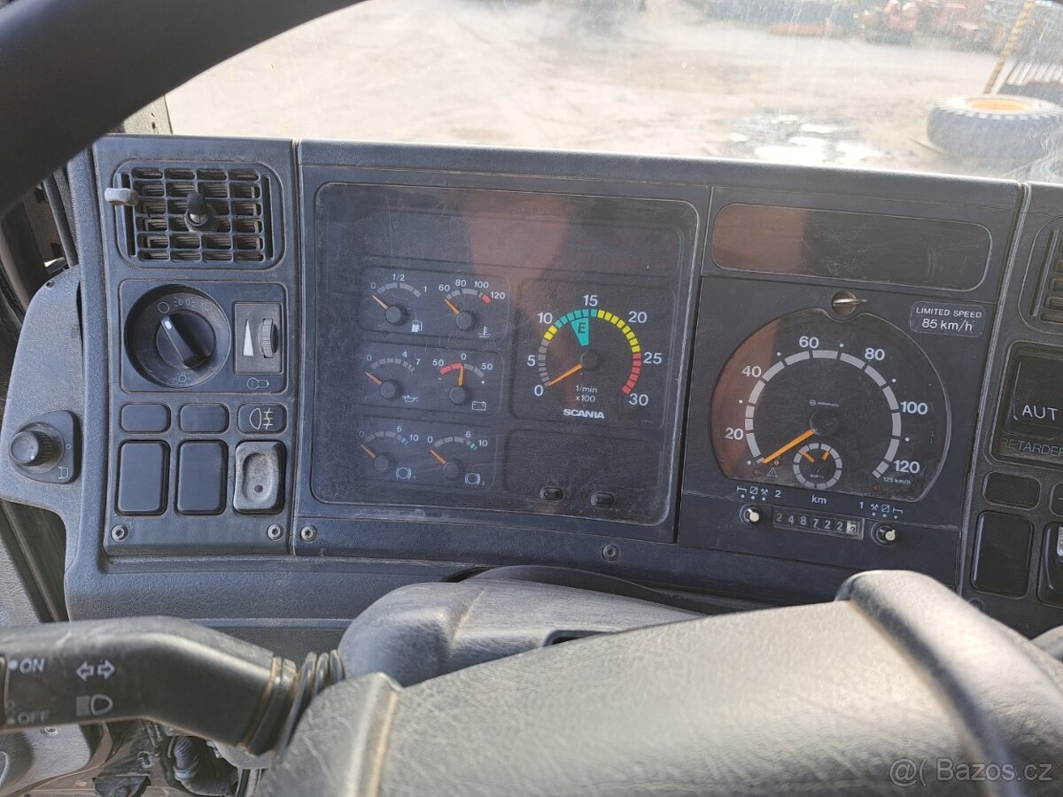 Prodám Scania 8x4 sklápěč - 11