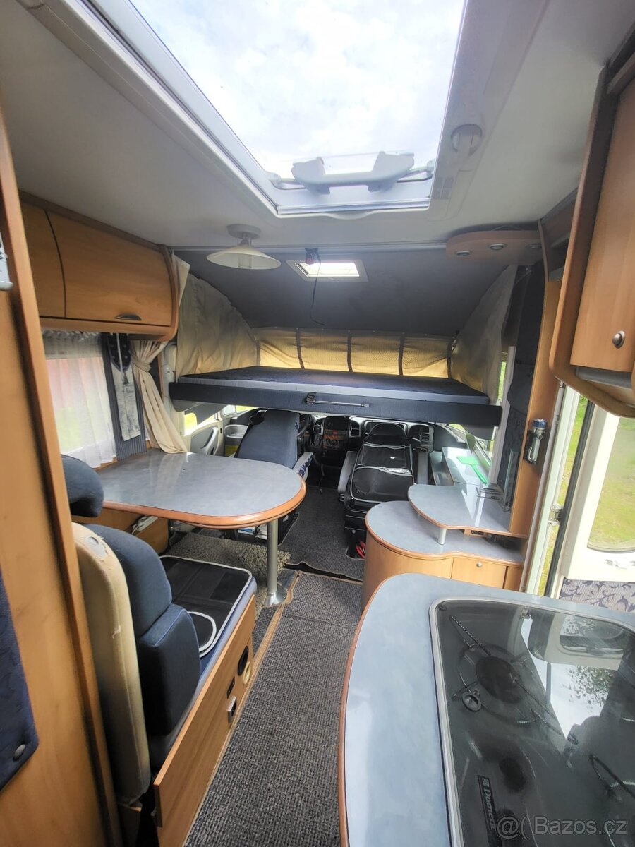 Obytný automobil Burstner Elegance 690 - 11