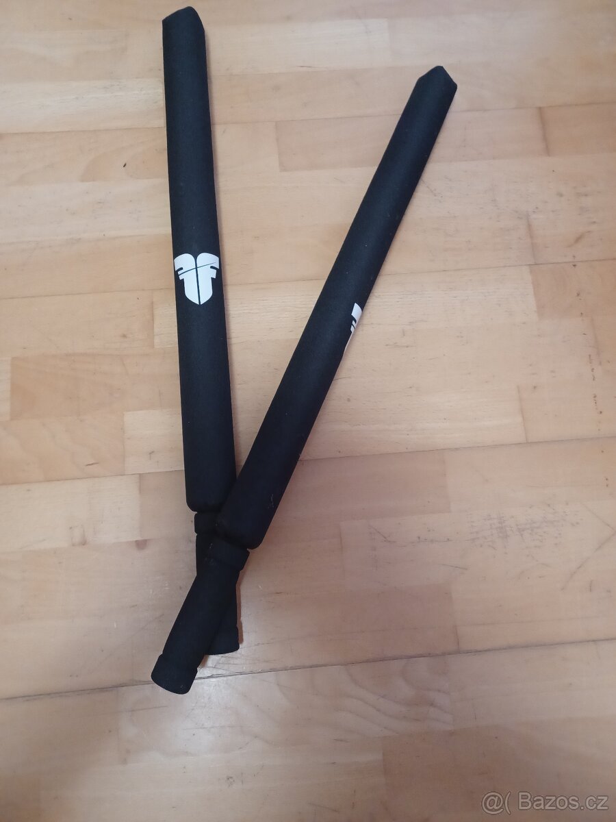 MMA rukavice helma - 11