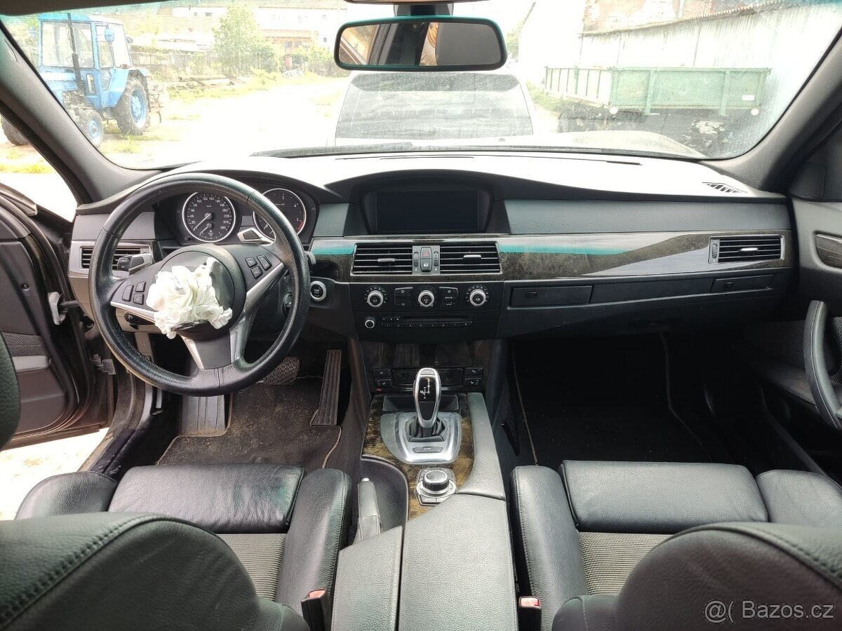 BMW e61 530d lci 173kW - náhradní díly - 11