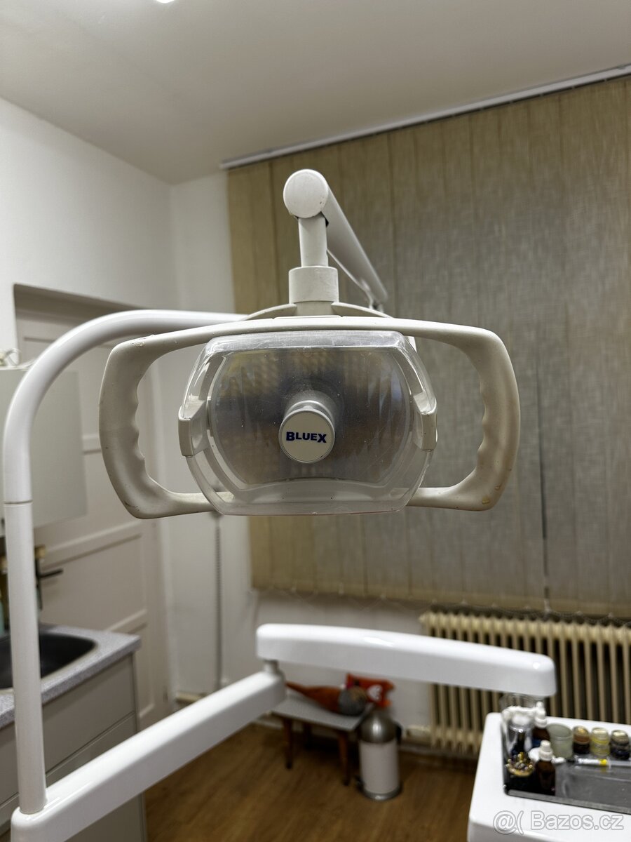 Vybavení zubařské ordinace - 11