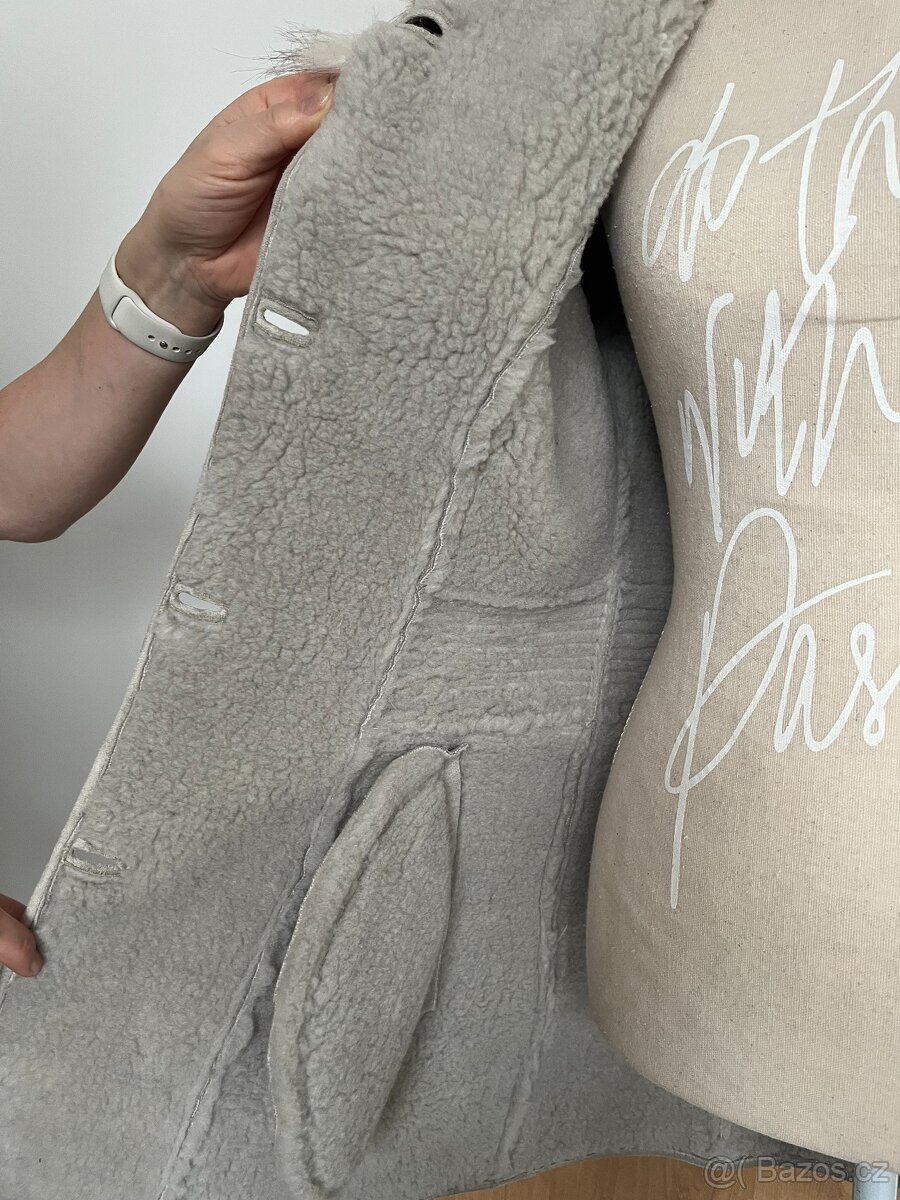 Dámský kožíšek vel. M - 11