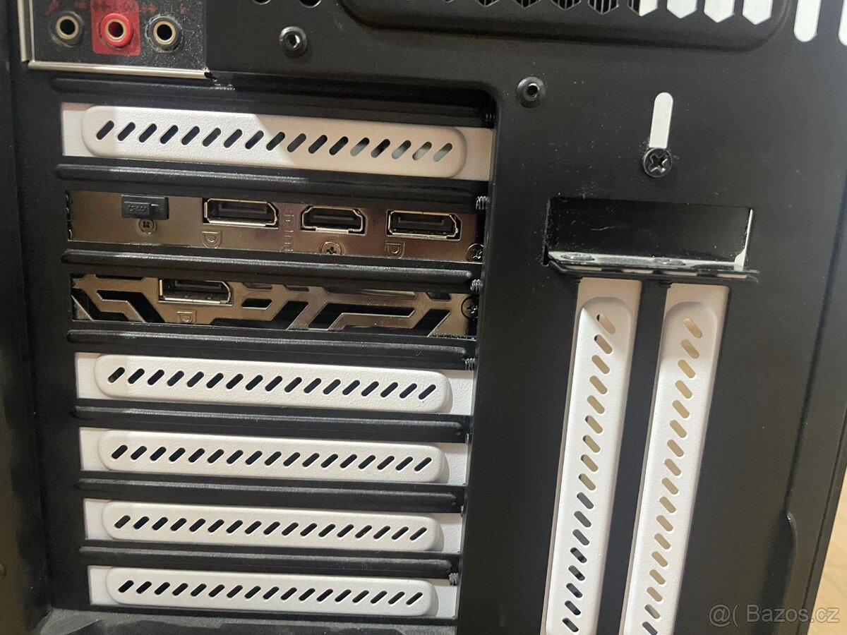 Herní stolní pc - 11