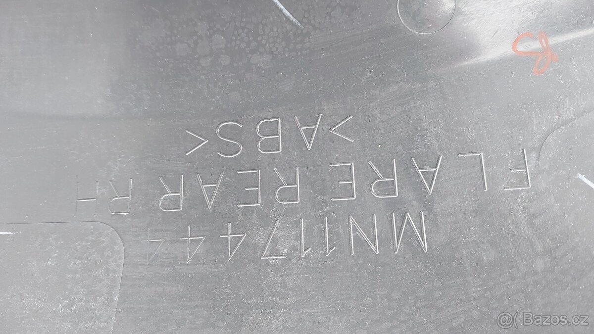 Mitsubishi L200 DID lemy a zástěrky - 11