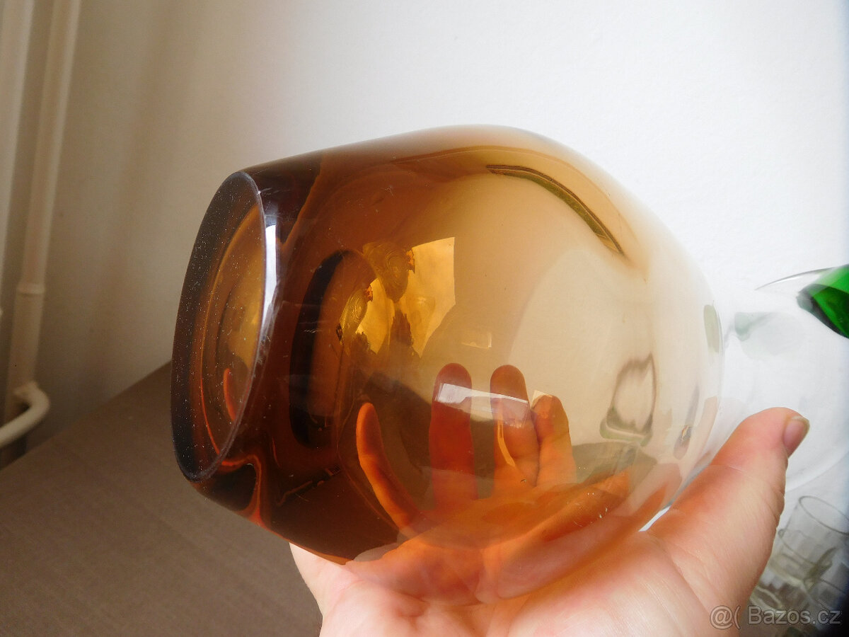 VÁZA - LADISLAV PALEČEK - ŠKRDLOVICE -HUTNÍ SKLO - 11