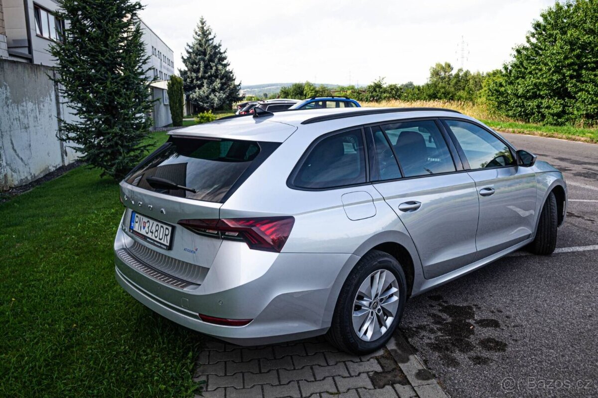 Škoda Octavia Combi 2.0 TDI SCR Style DSG - 11