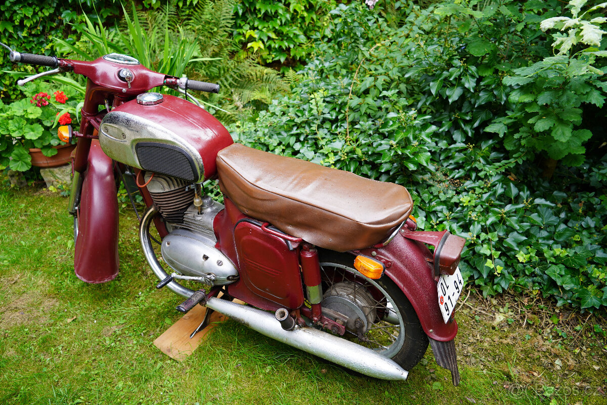JAWA 250/592, typ 559. - 11
