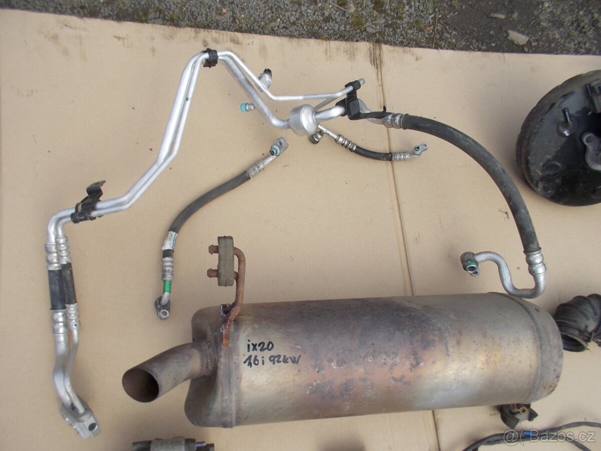 Díly 3. Hyundai ix20 - 11