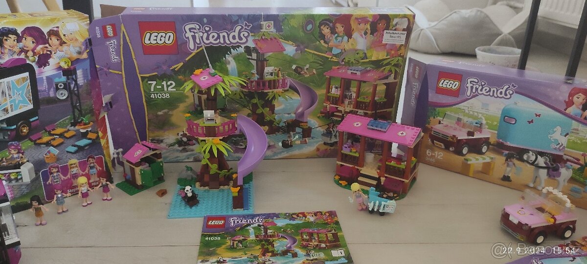 Lego friends 40 setů - 11