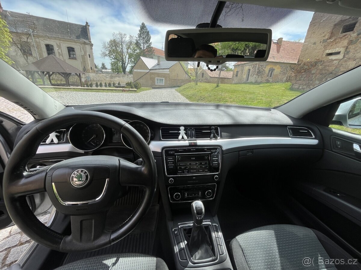 Škoda superb 2.0tdi 103kw - 11