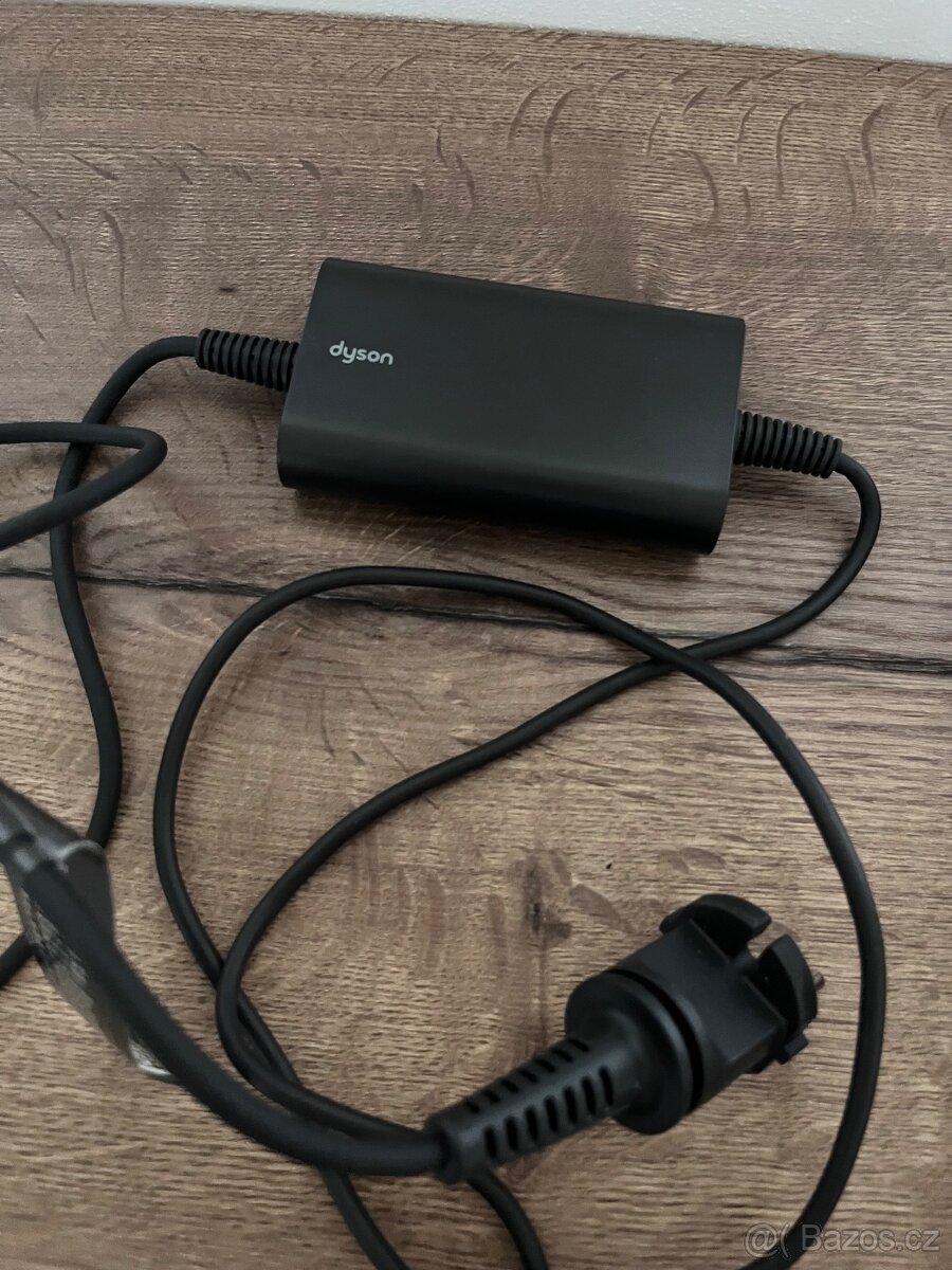 Žehlička na vlasy Dyson Corrale - 11