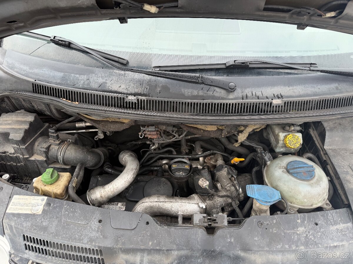 Volkswagen Multivan T5 2,5tdi 128kw - 11