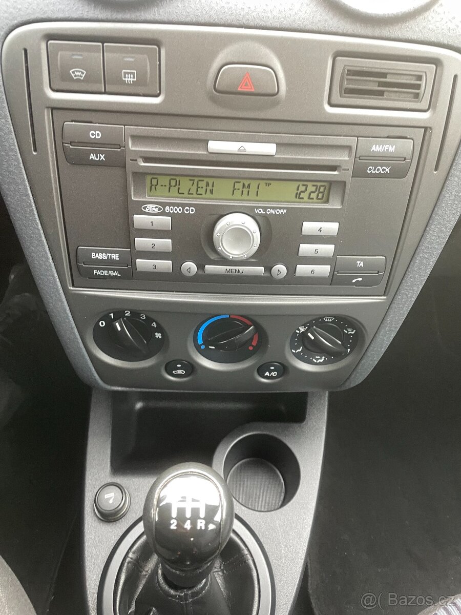 Ford Fusion 1.4i 59Kw rok 2007 najeto 195500Km - 11