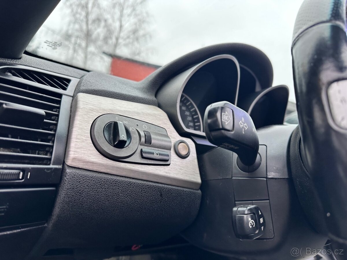 BMW Z4 E85 3.0i 170kW M-paket - 11