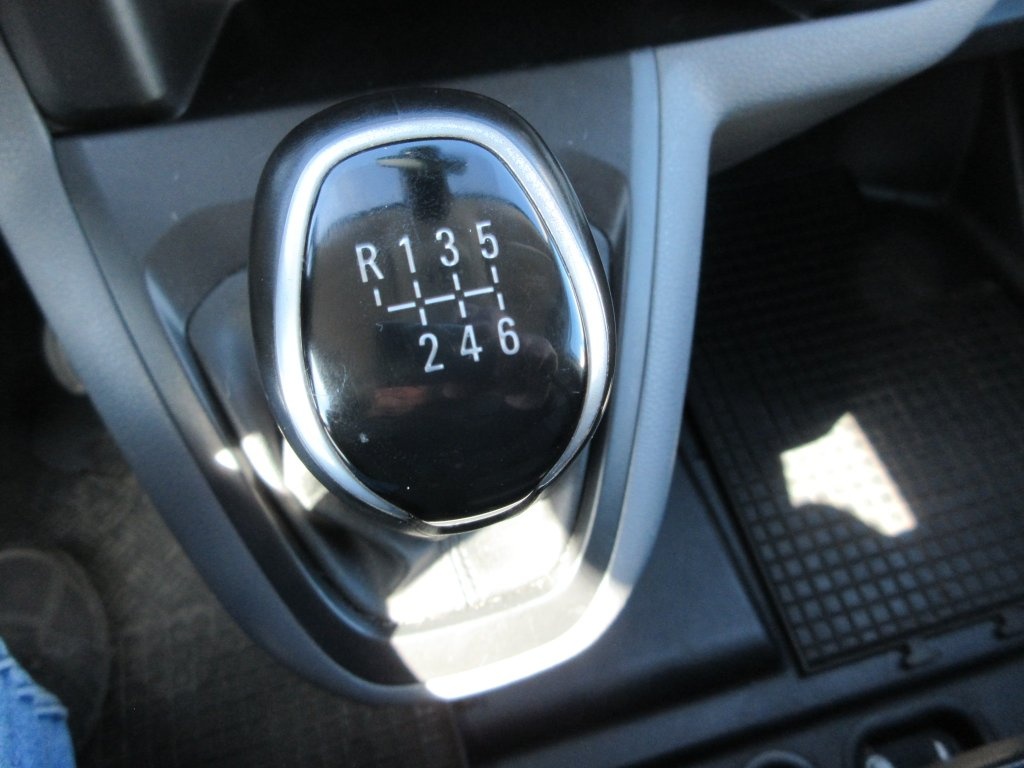 Citroen Jumpy, 104 000 km - 11