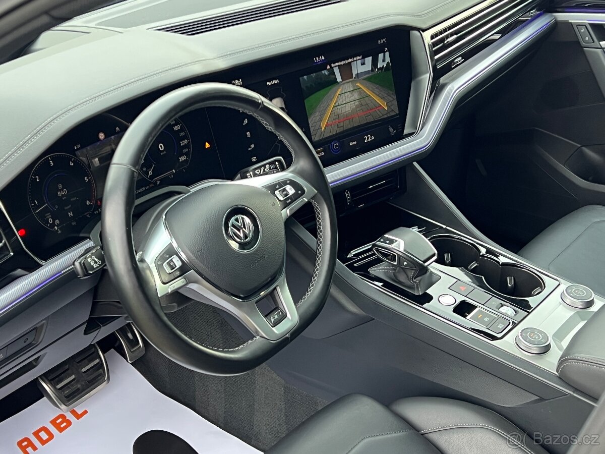 ✅ VW Touareg 3.0 TDI R-Line 4Motion Webasto -DPH❗️ - 11