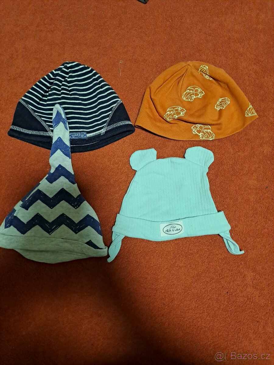 Chlapecké čepice, rukavice, punčocháče a bačkory. - 11