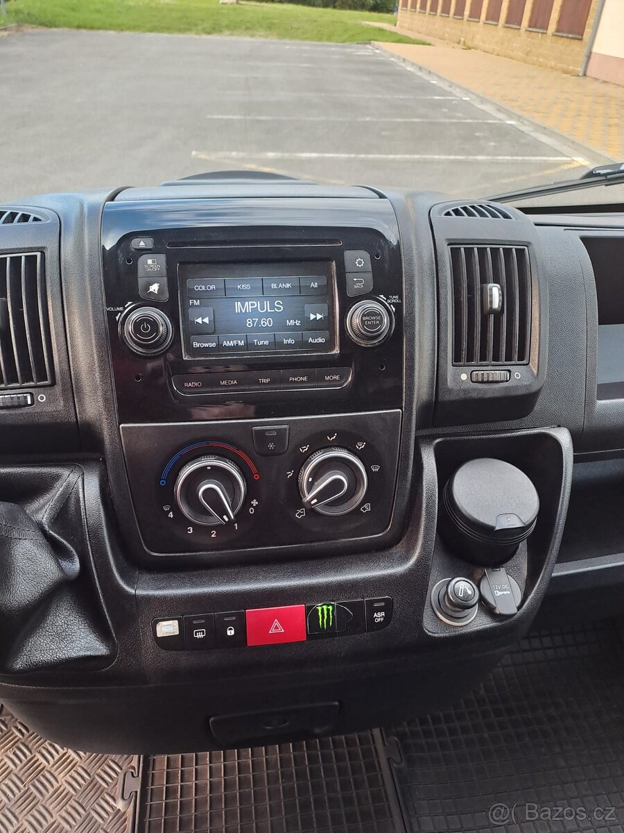 Citroen Jumper 2.2 HDi 110kW L3H2 - 11