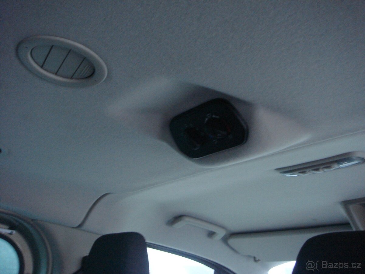 Ford Transit custom 2.2tdci 92kw 9 míst dlouhý 2014 - 11