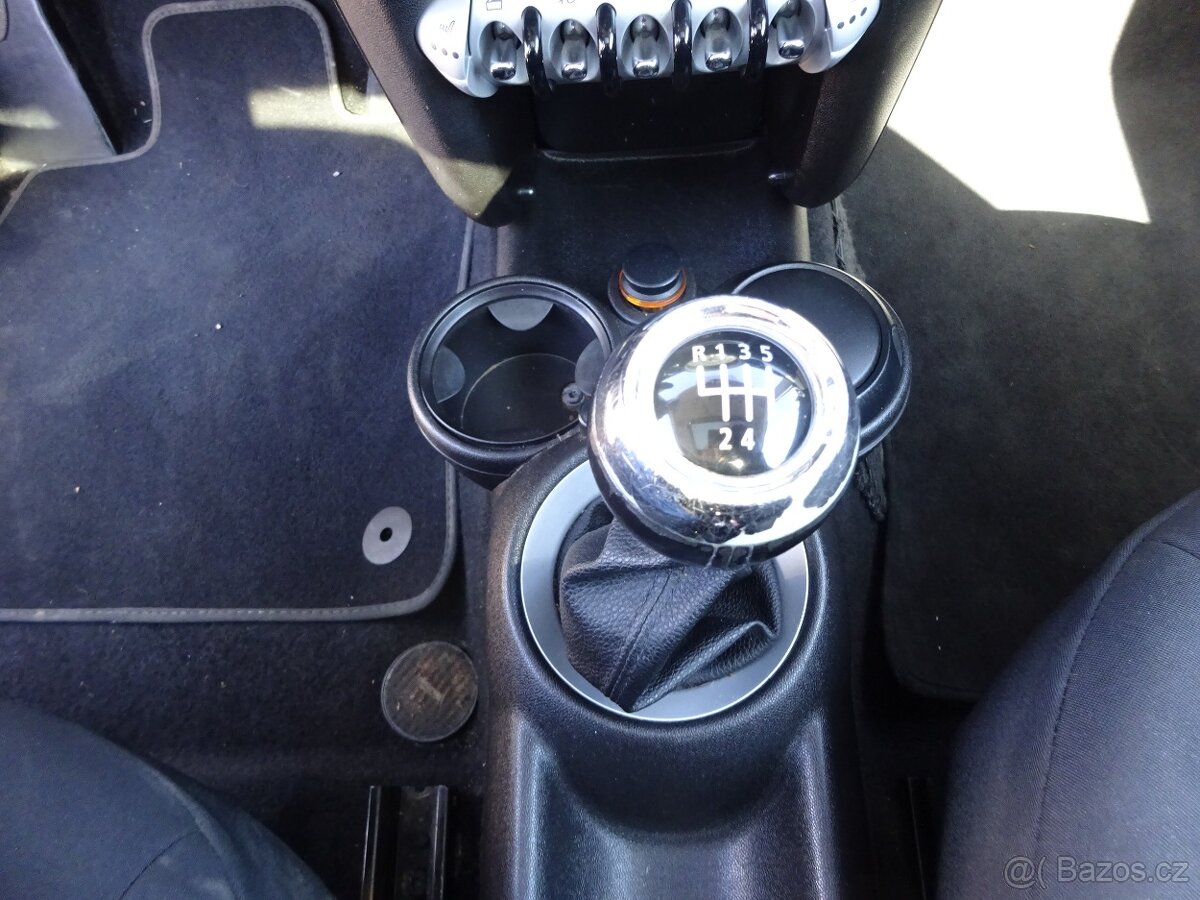 Mini Cooper 1.4i r.v.2007 (70 kw) - 11