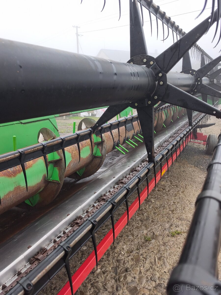 Sojaflex John Deere 630F hydraflex sója stôl 9m - 11