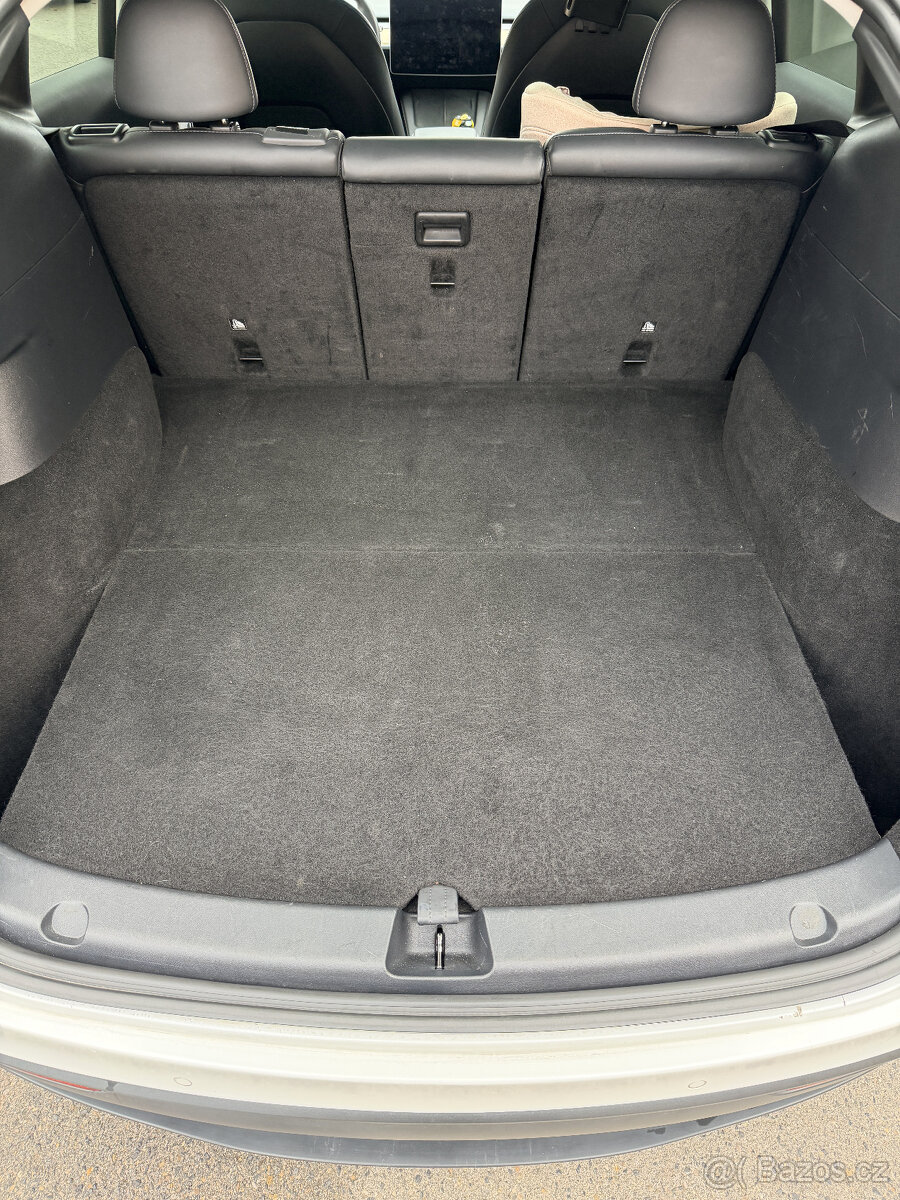 Tesla Model Y, Long Range AWD 79kWh, SoH 93% - 11