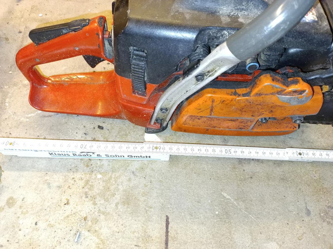 Prodám motorovou pilu Jonsered CS 2159 - 11