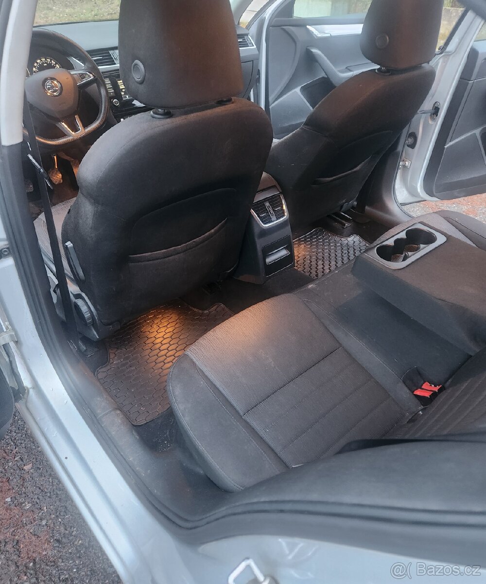 Škoda Octavia 3 1.6 TDI - 11