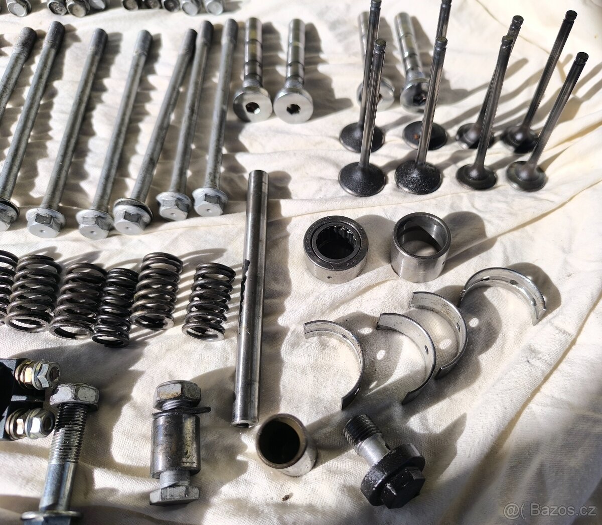 Kawasaki GPZ 500 - 11