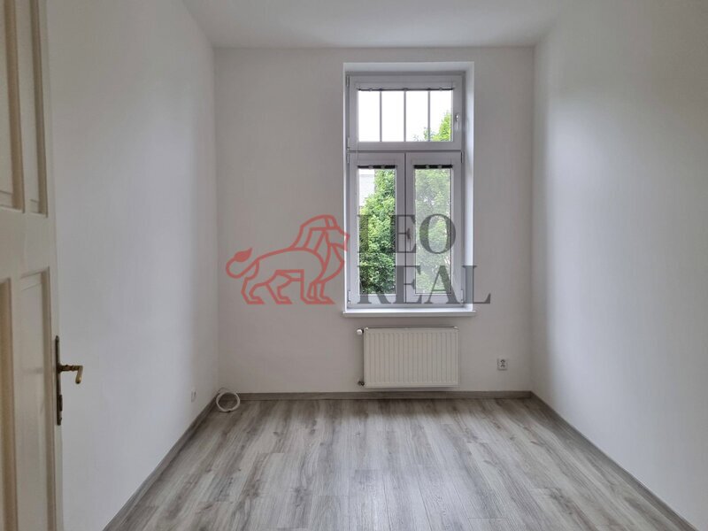 Prodej bytu 4+1 104 m² Zborovská, Opava - 11
