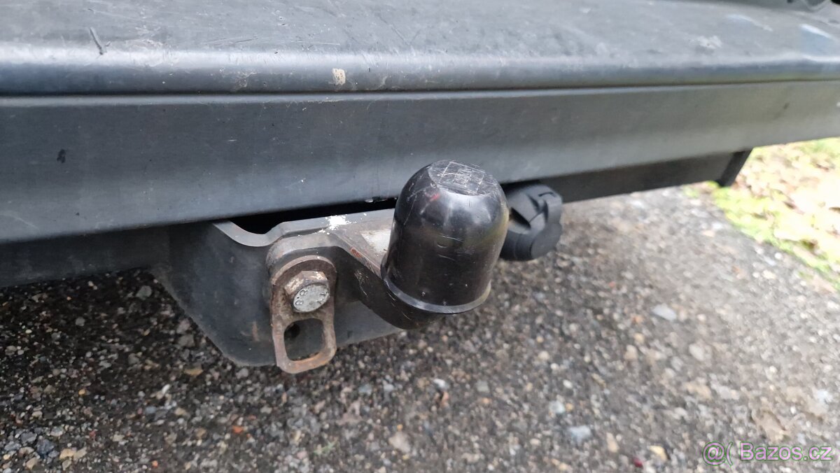 Opel Vivaro 2.0 nafta 66kw, r.v. 2007, km 283800. 6 míst k s - 11