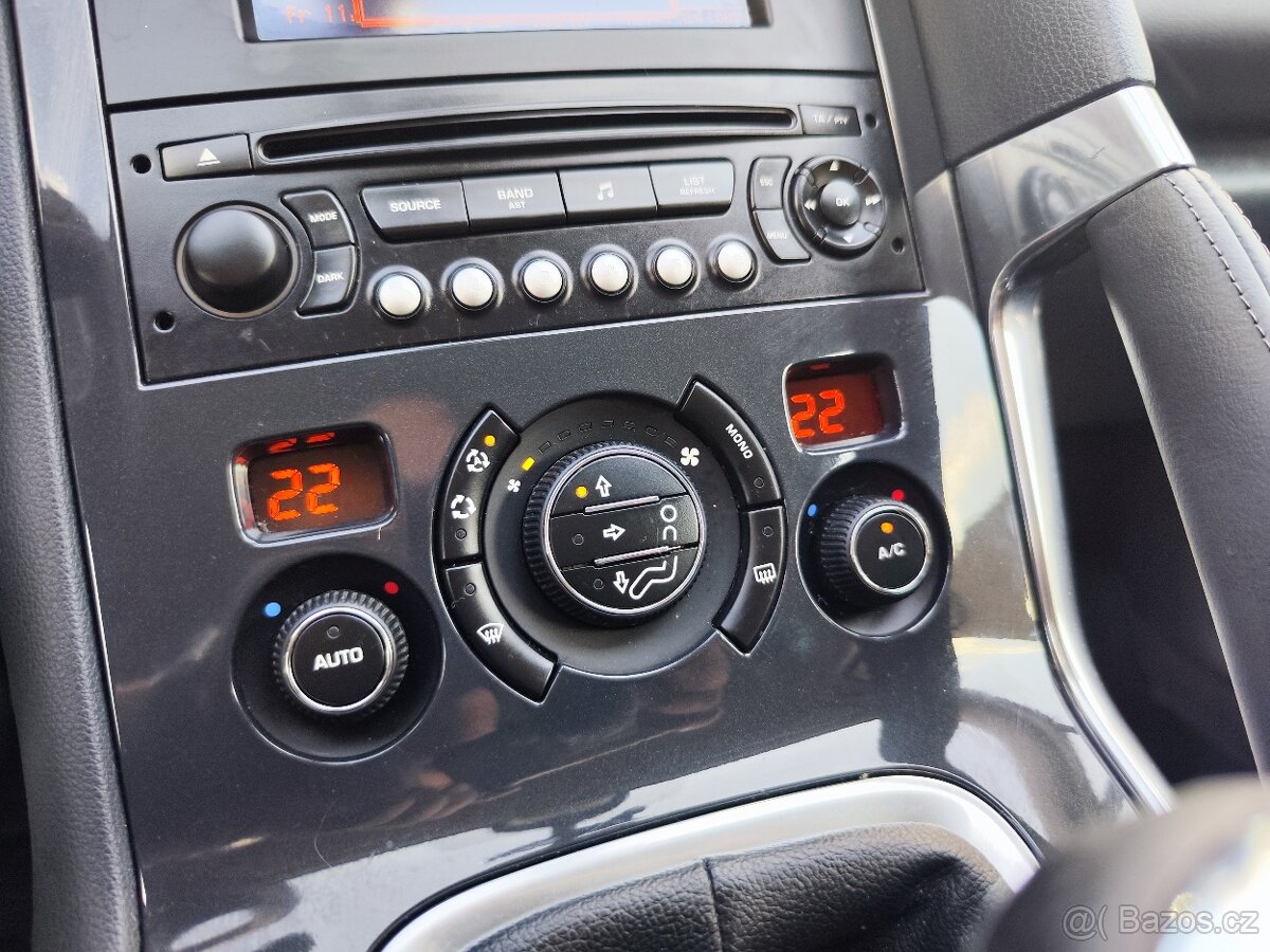 Peugeot 3008 1.6 THP/115kW Premium - 11