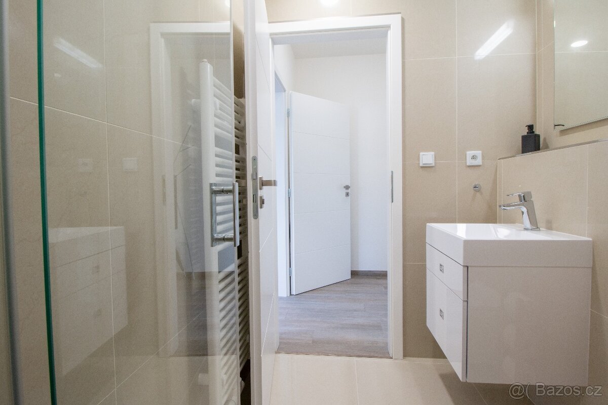 krásný byt 2+KK, 45m2 v ul. Perucká, Praha 2 - Vinohrady - 11