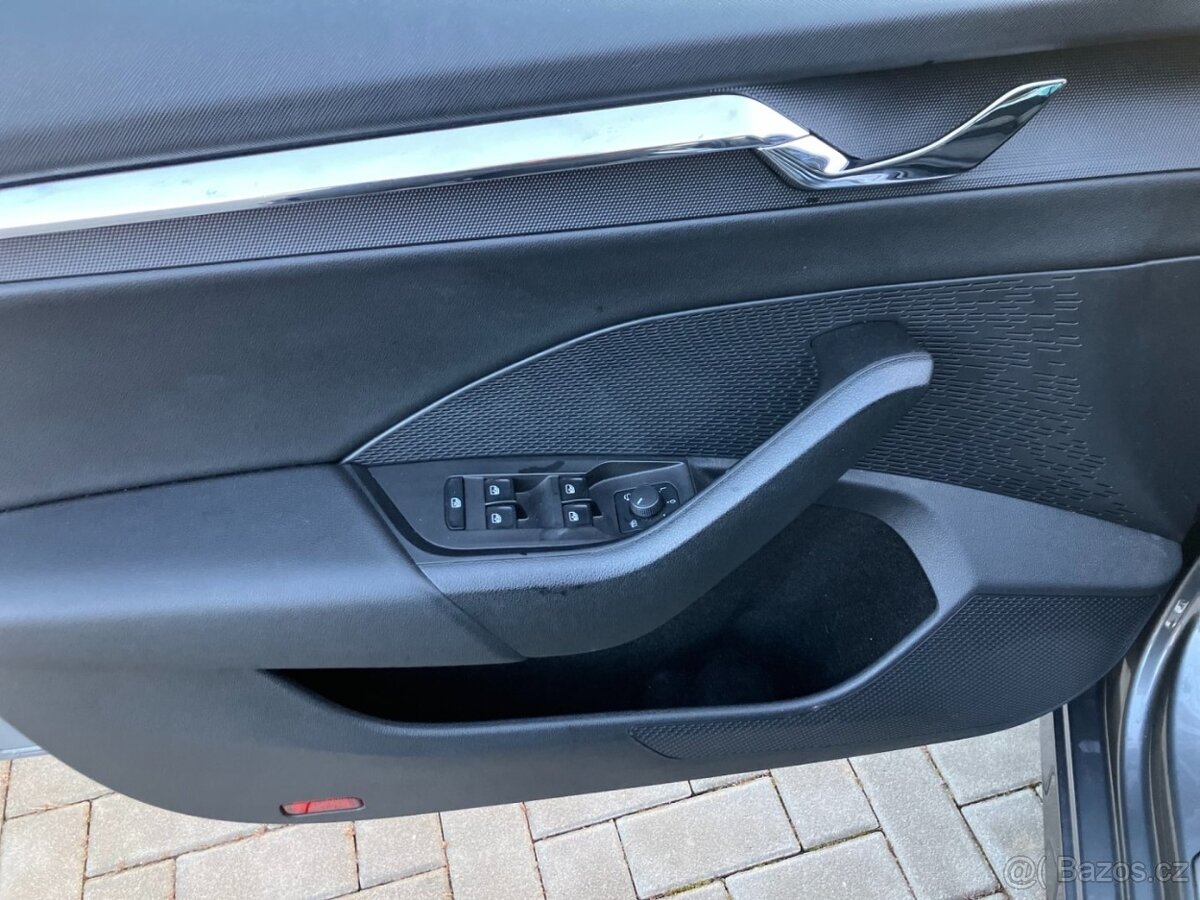 Škoda Octavia IV 2.0TDI 110kW DSG STYLE PLUS NEHAVAR - 11