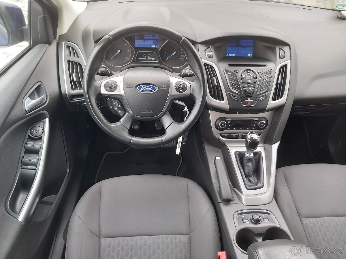 Ford Focus Titanium 1.6 TDCi 77 kw, servis Ford, 2013 - 11