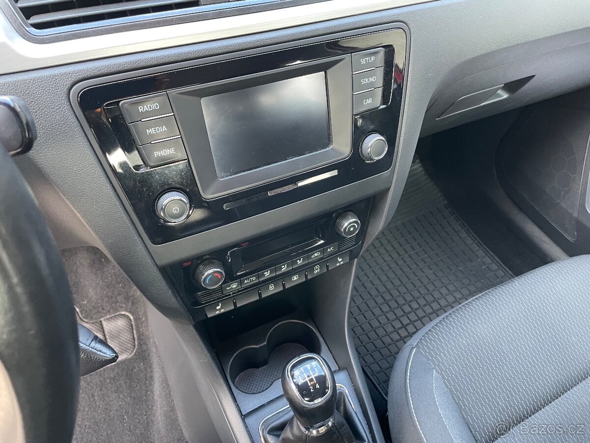 ŠKODA RAPID SPACEBACK 1,2 TSI 66KW AMBIENTE 2016 - 11