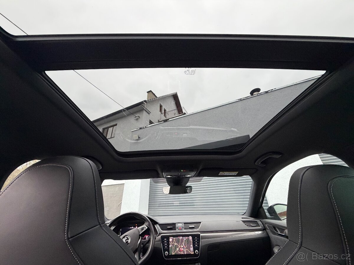 ŠKODA SUPERB SPORTLINE 2.0TSI 140KW TAŽNÉ cockpit m2021 - 11