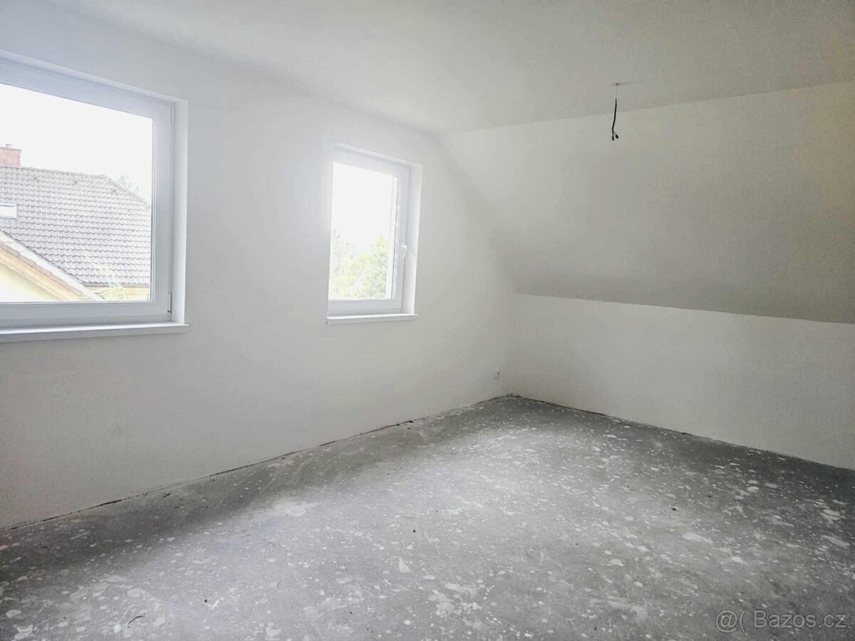 Pronájem rodinného domu 6+1, 183 m2 - 11