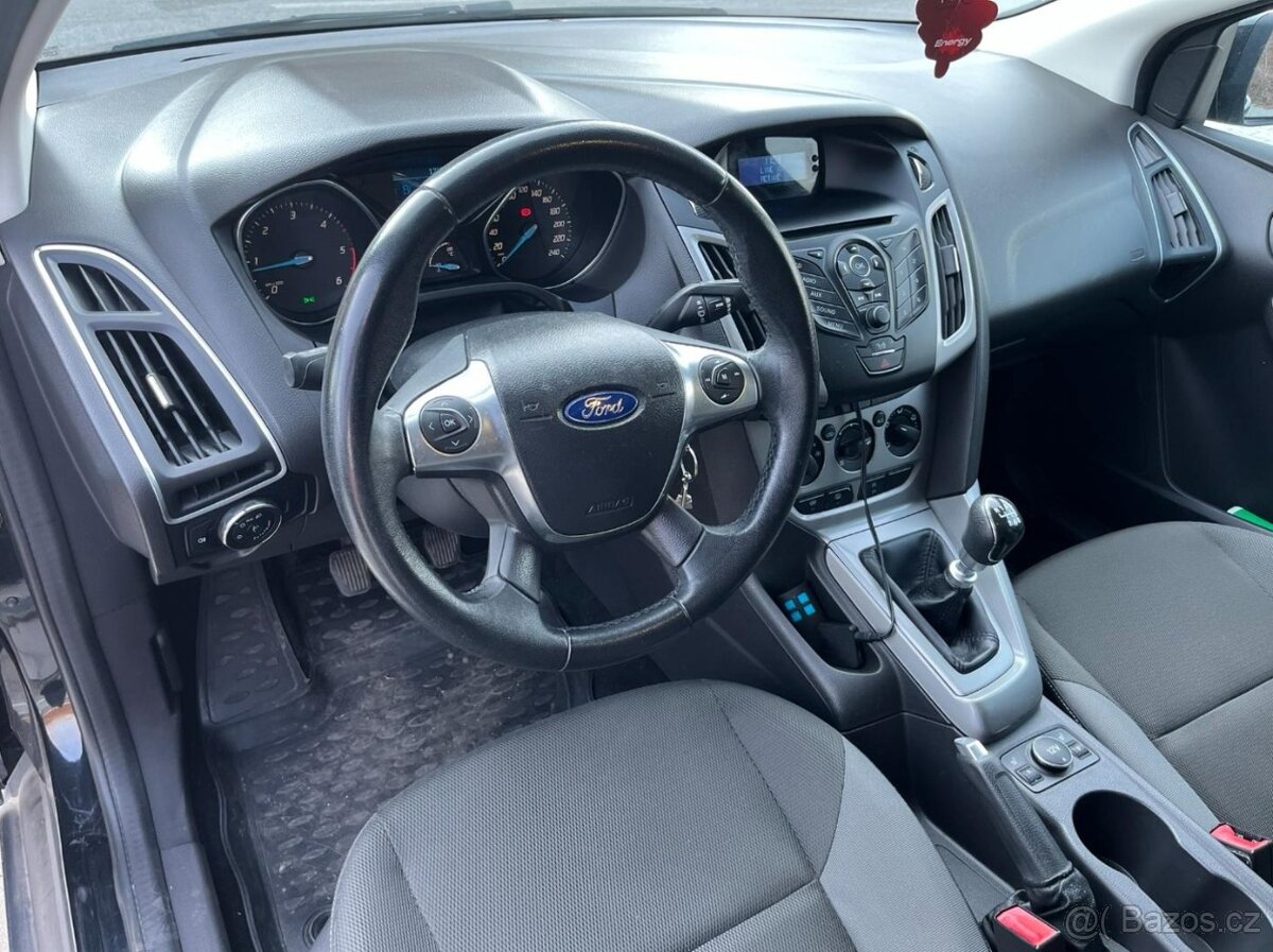 Ford Focus 1.6TDCi - 11