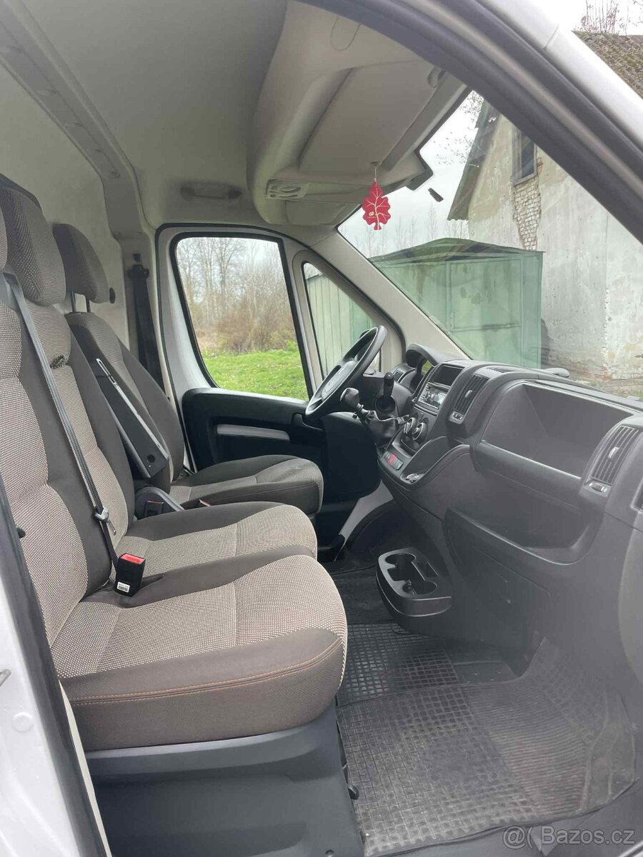 Citroën Jumper Furgon 2.2 BlueHDi L4H2 odp. DPH - 11