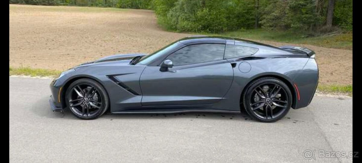 Chevrolet Corvette C7 Targa strecha luxusni stav - 11