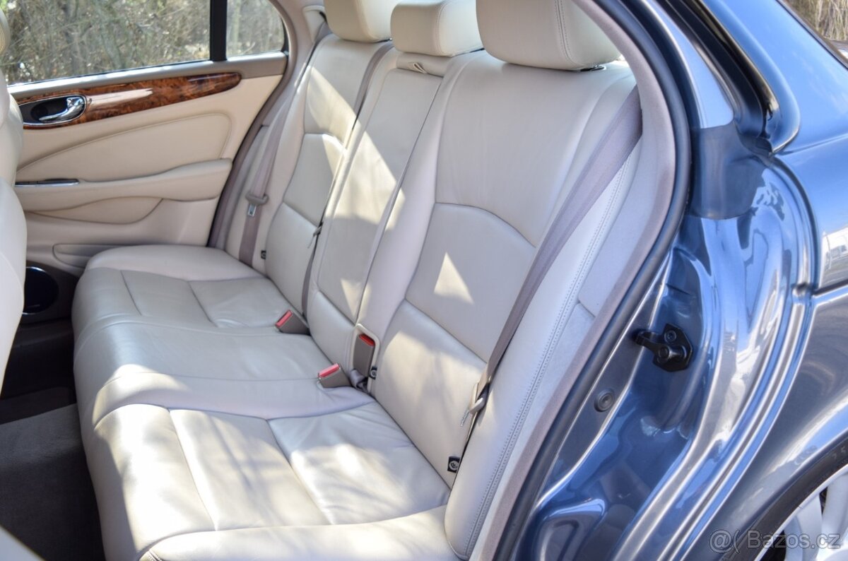 Jaguar XJ-R 4.2 V8 2004 - 11