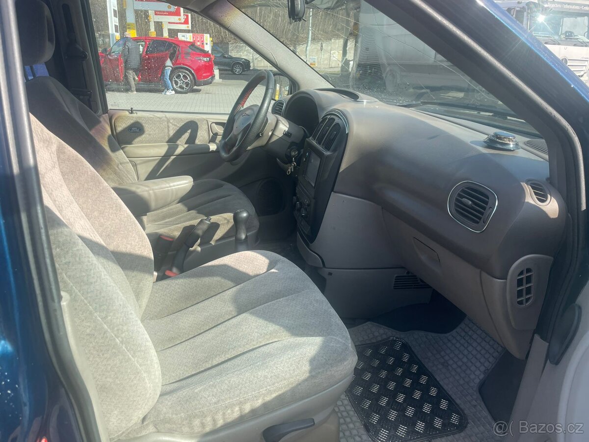 Chrysler Voyager 2001 - 11