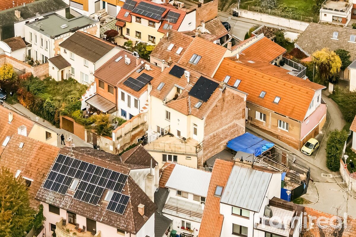 Prodej rodinného domu 297 m², Brno - Bystrc, ev.č. 01929 - 11