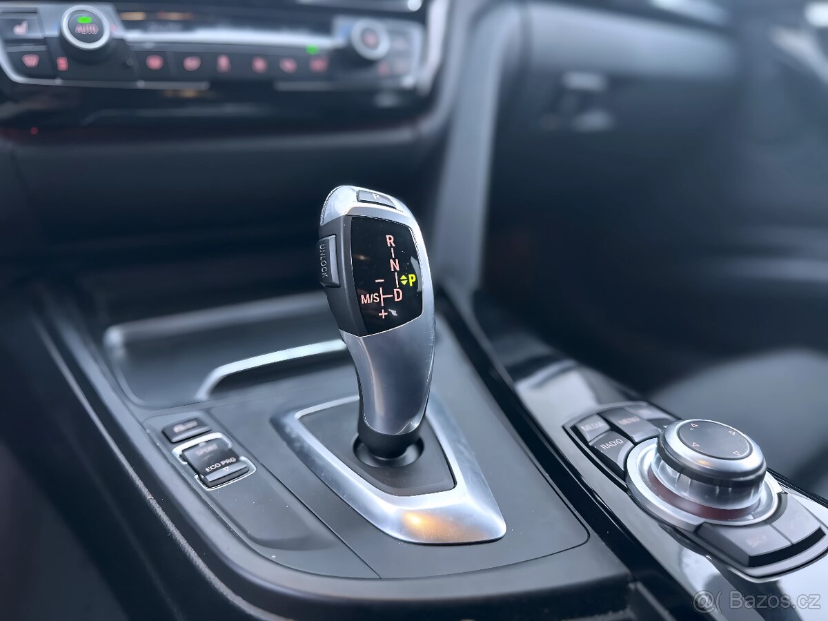 BMW 320d Touring (F31 LCI) SportLine 140kW - 11