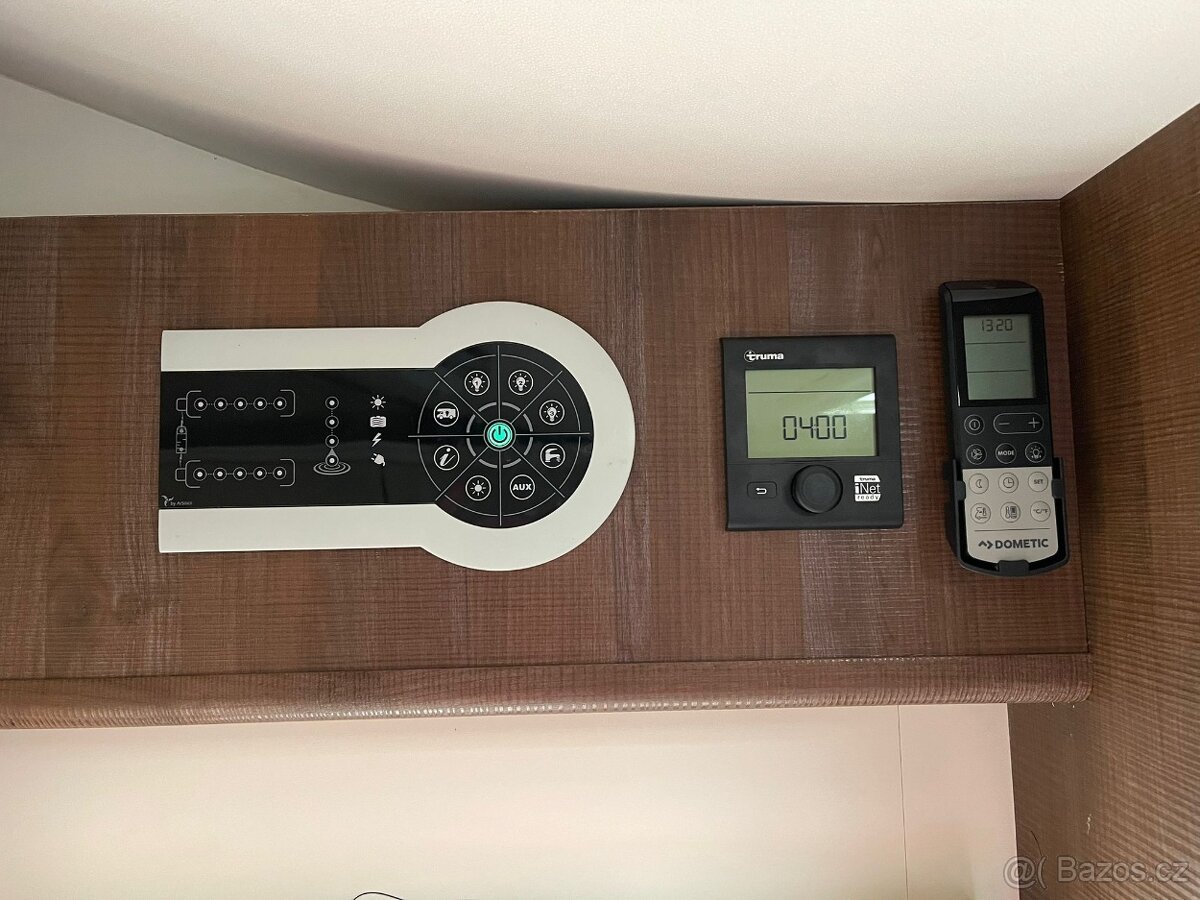 Obytný vůz alkovna XGO - 11