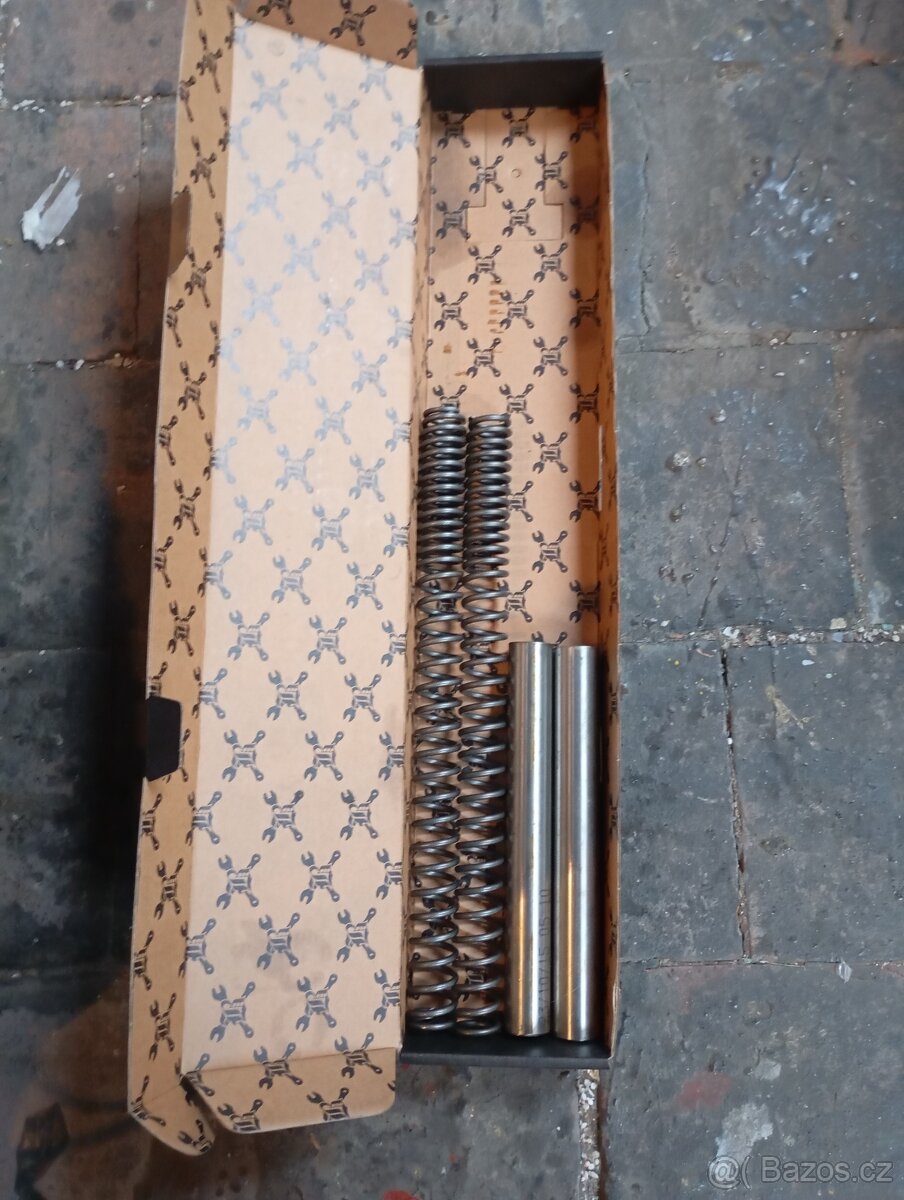 Přední pružiny do vidlic Sportster, Softail - 11