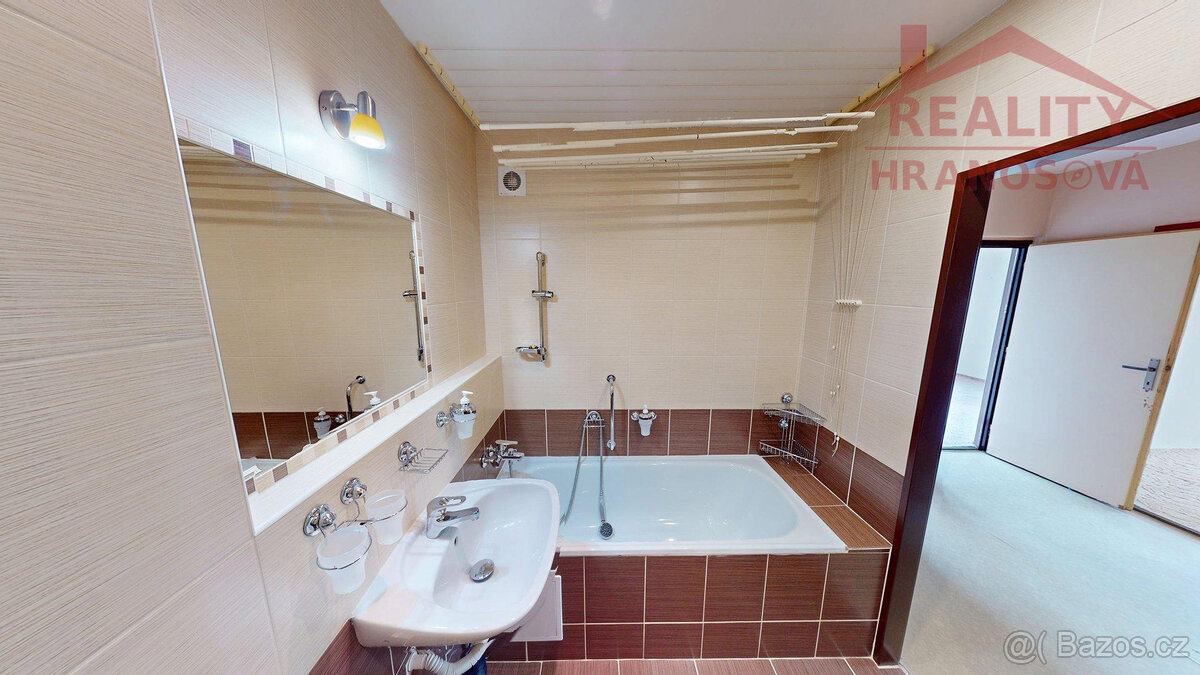 Prodej bytu 3+1, 70 m2, Ostrava - Fifejdy - 11