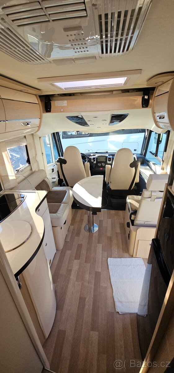 Autostar Celtic I730 - 11